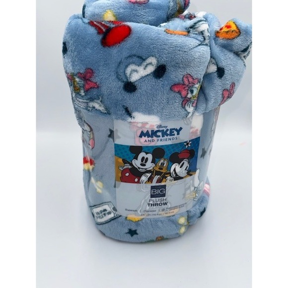 The Big One Oversized Plush Throw Blanket Pajama Party Mickey & Friends 5x6 NEW - Picture 5 of 8